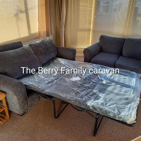 Caravan On Golden Palm Ml50 Chapel St Leonards Villa Exterior photo