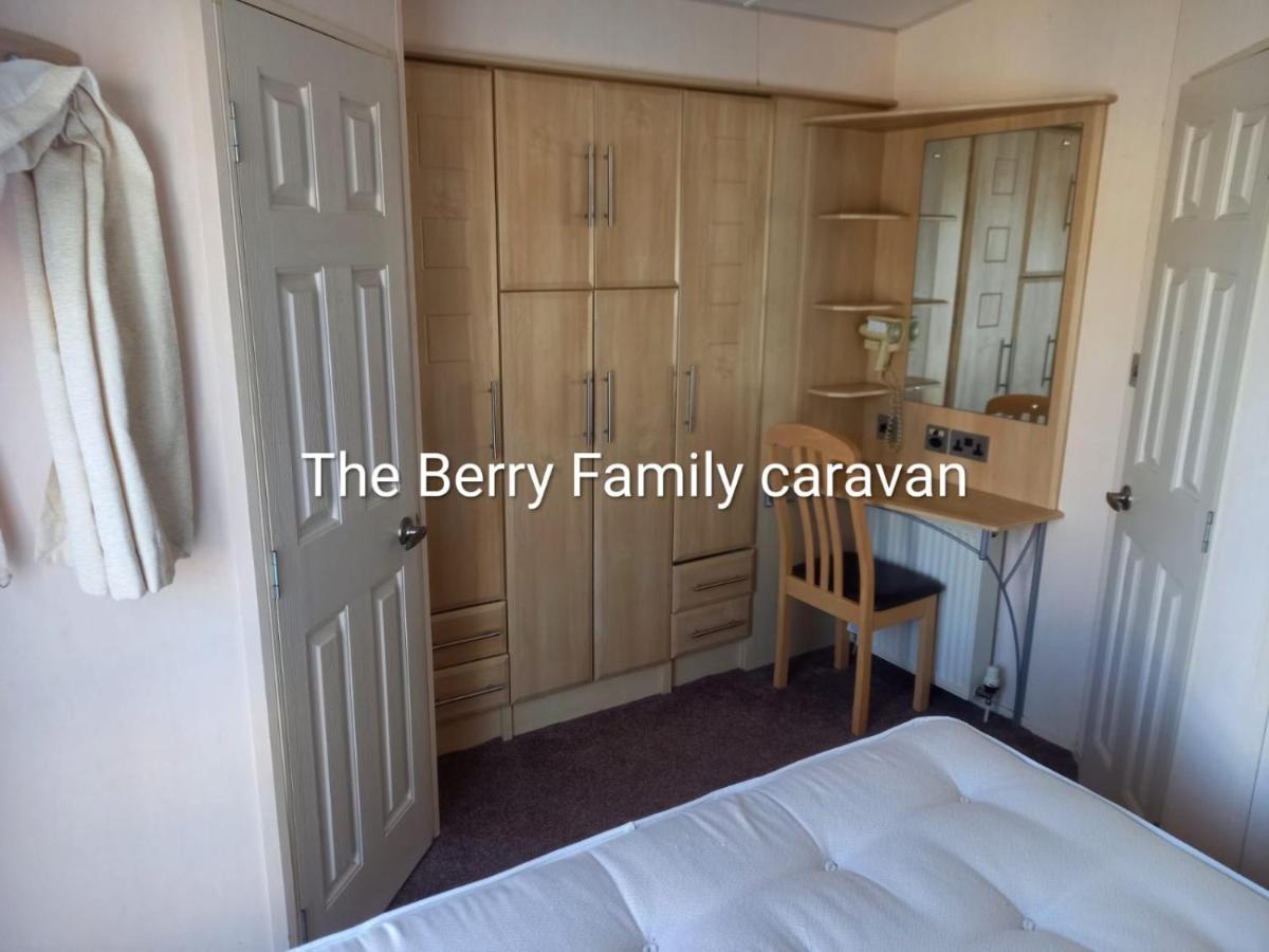 Caravan On Golden Palm Ml50 Chapel Saint Leonards