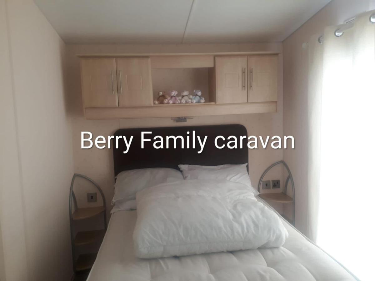 Holiday home Caravan On Golden Palm Ml50 *